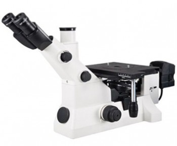 Metalografick mikroskop s trinokulrn hlavou